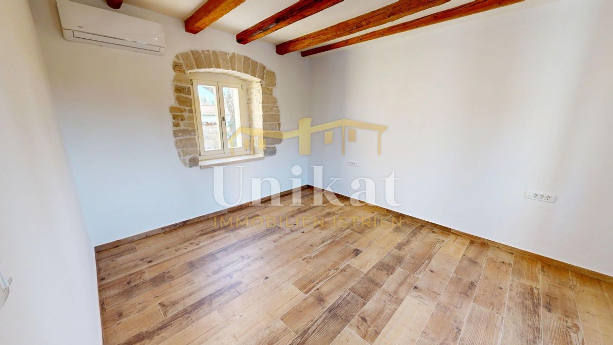 Dvojna kuća con garage e ampio giardino